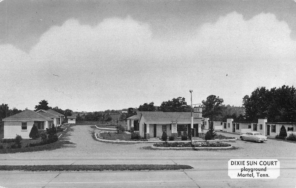 Martel Tennessee Dixie Sun Court Street View Antique Postcard K47910